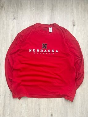 Vintage 90s Nebraska Cornhuskers Embroidered Crewneck Long Sleeve Red Mens XL